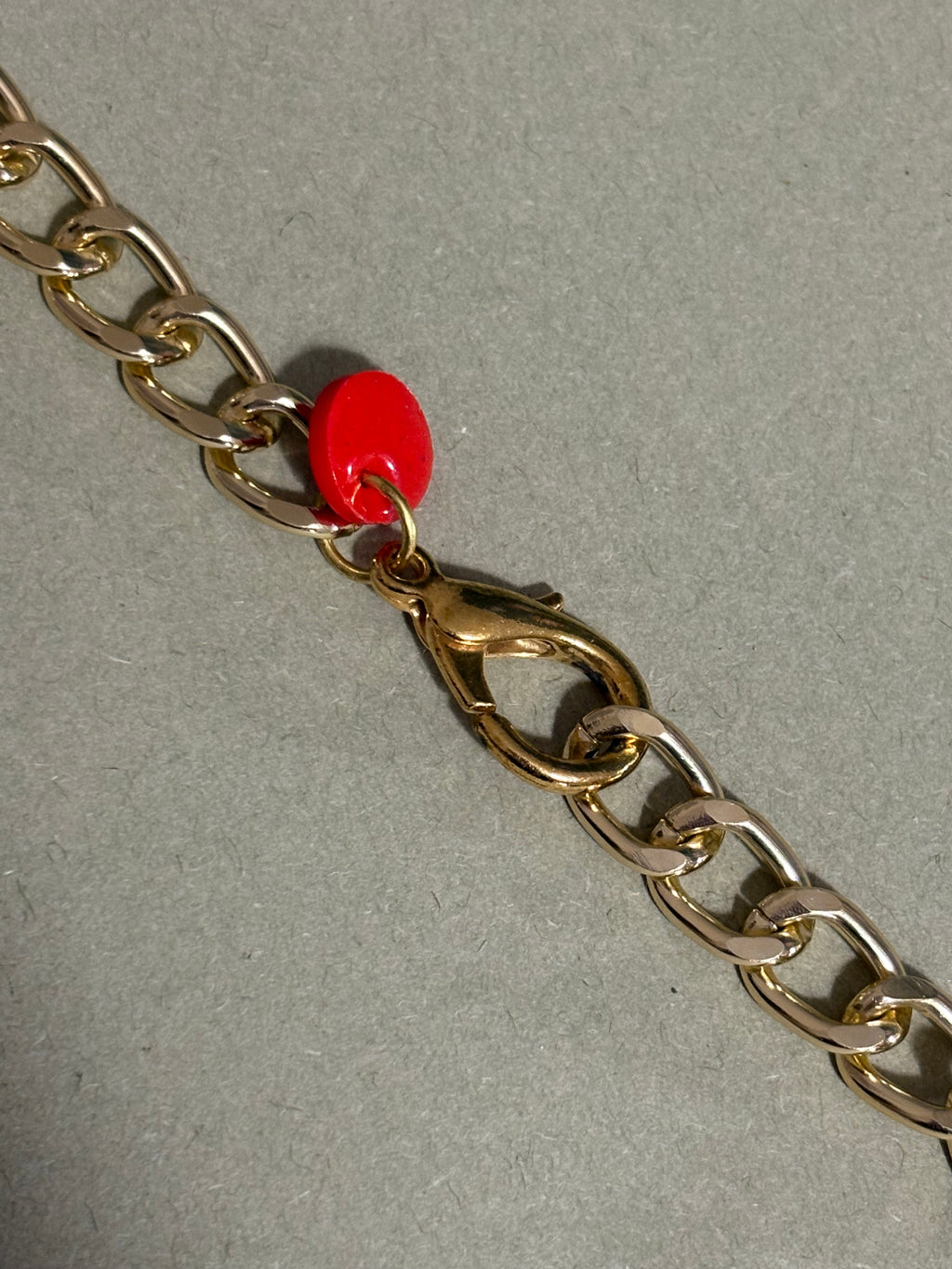 Set collana e orecchini Flowers rosso,avorio e blu