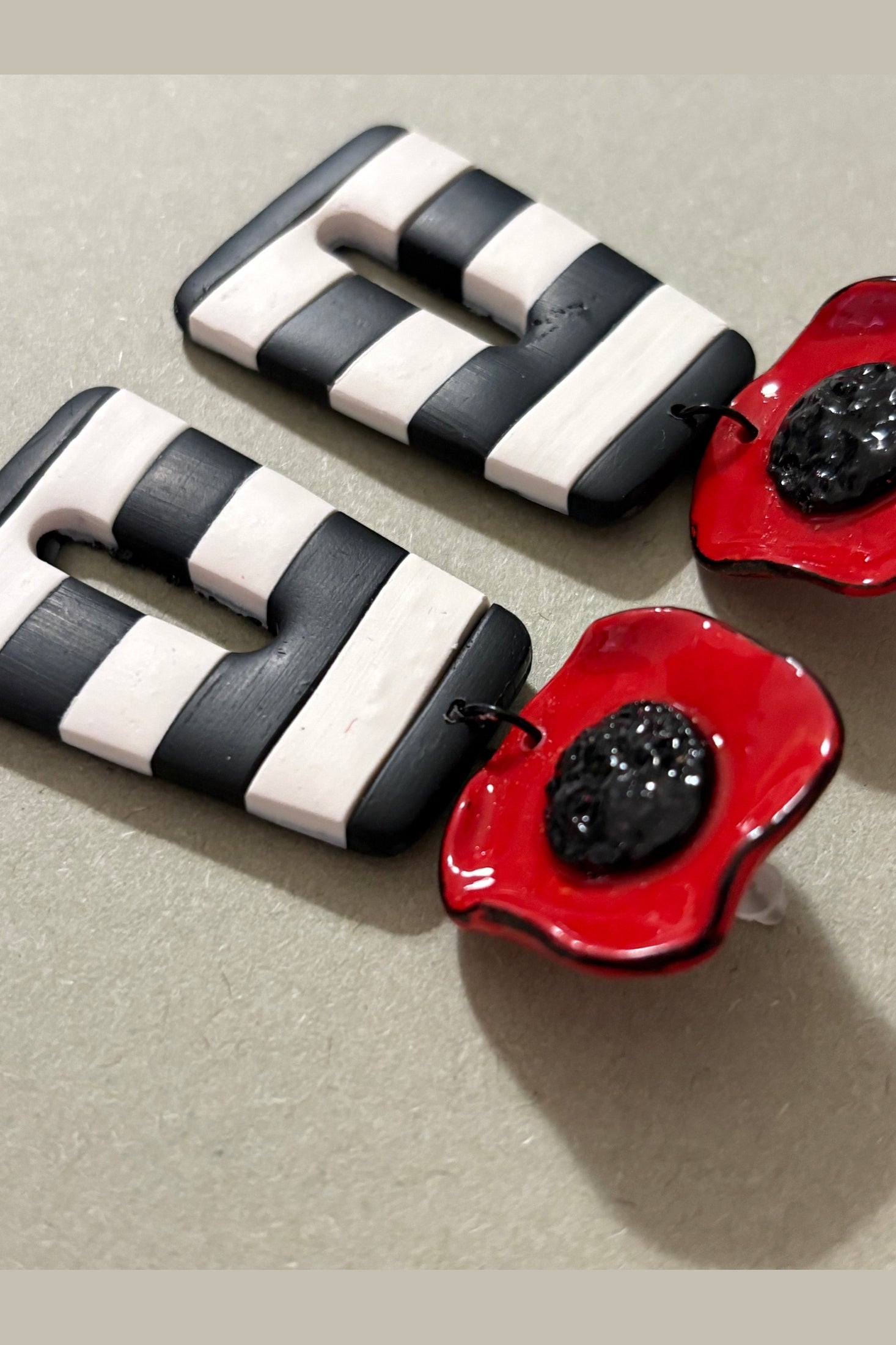 Orecchini Poppies Regina di Cuori